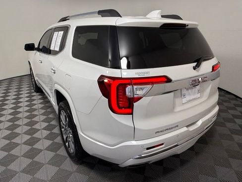 Used 2021 GMC Acadia Denali w/ Denali Technology Package FWD image 4
