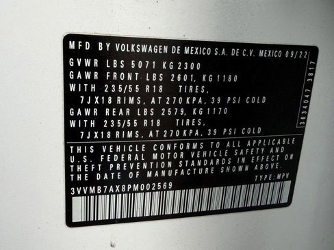 Used 2023 Volkswagen Tiguan SE w/ Panoramic Sunroof Package image 16