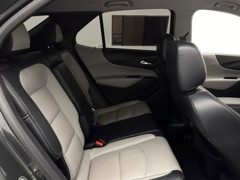 Used 2018 Chevrolet Equinox LS FWD image 29
