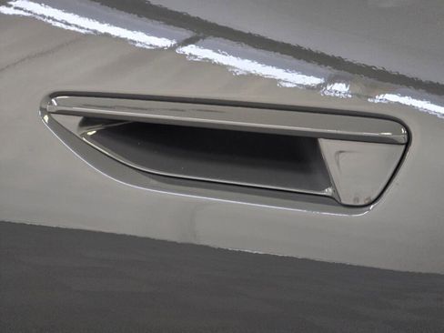 New 2025 Audi A6 e-tron Premium image 22