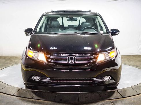 Used 2014 Honda Odyssey Touring image 2