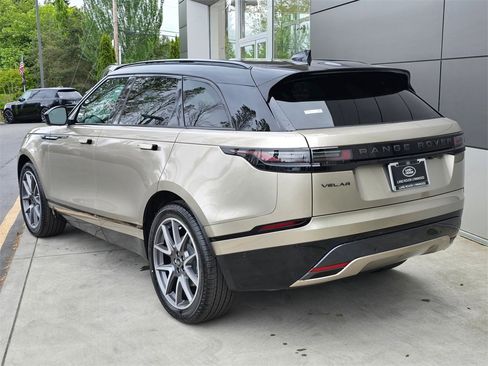 New 2026 Land Rover Range Rover Velar Dynamic SE image 5