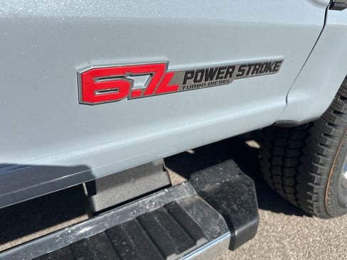 New 2026 Ford F350 Lariat w/ Lariat Premium Package image 49