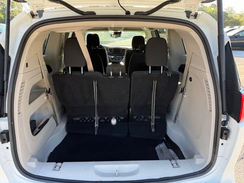 Certified 2023 Chrysler Voyager LX FWD image 36