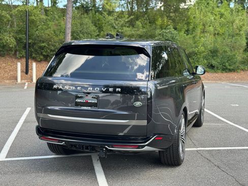 Used 2023 Land Rover Range Rover SE AWD/4WD image 11