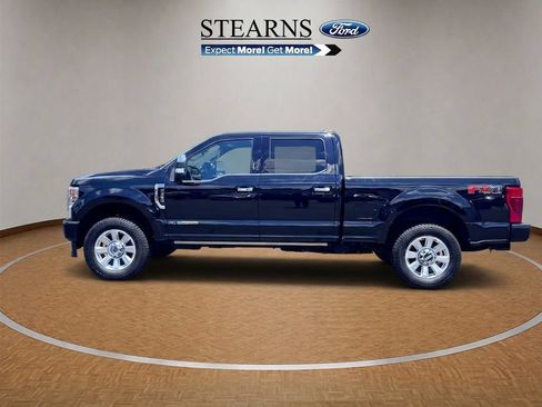 Used 2022 Ford F350 Platinum AWD/4WD image 3