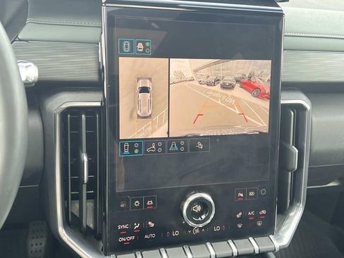 Used 2024 GMC Acadia AT4 w/ LPO, Floor Liner Package AWD/4WD image 23