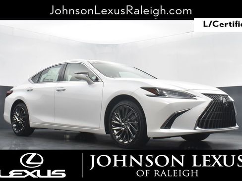 Certified 2025 Lexus ES 300h Ultra Luxury w/ Accessory Package (Z2) image 10