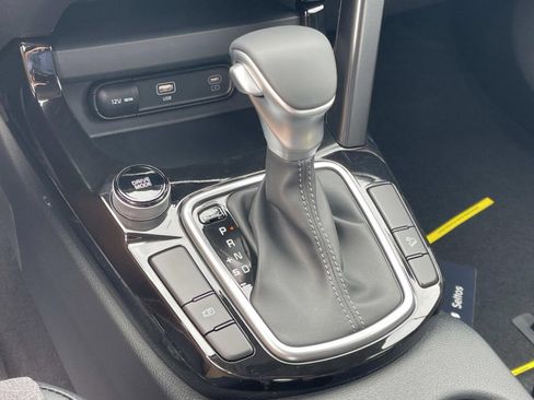 New 2026 Kia Seltos S image 26