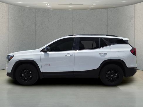 Used 2022 GMC Terrain AT4 w/ Infotainment Package II AWD/4WD image 9
