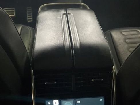 Used 2024 Rivian R1S Adventure AWD/4WD image 15