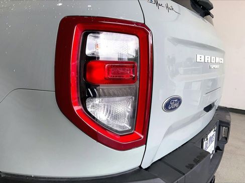 Used 2023 Ford Bronco Sport Badlands AWD/4WD image 13