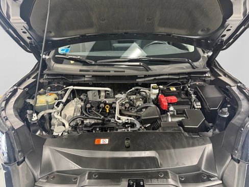 Used 2024 Mitsubishi Outlander SE image 5