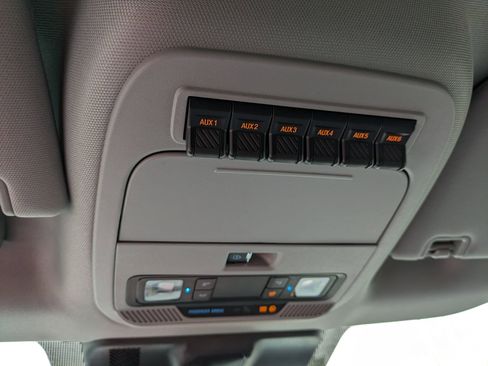 New 2025 Ford F550 4x4 Crew Cab Super Duty w/ XL Chrome Package image 26