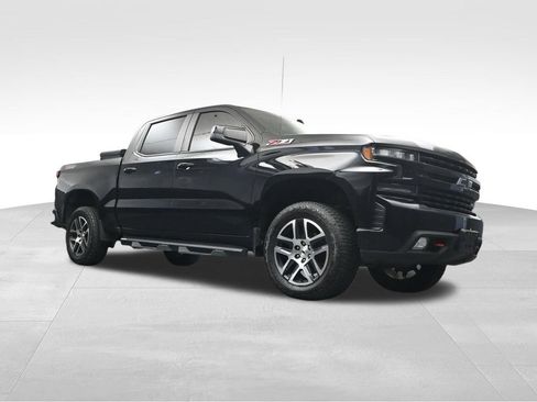 Used 2019 Chevrolet Silverado 1500 LT Trail Boss AWD/4WD image 16
