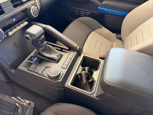 Used 2024 Toyota Tacoma TRD Sport image 36