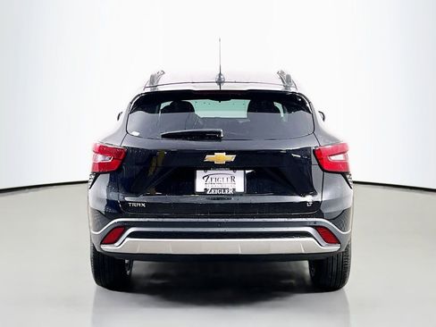 New 2026 Chevrolet Trax LT w/ Driver Confidence Package image 6