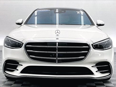 Certified 2023 Mercedes-Benz S 500 4MATIC image 2