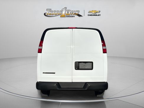 Used 2024 Chevrolet Express 2500 w/ Driver Convenience Package image 4