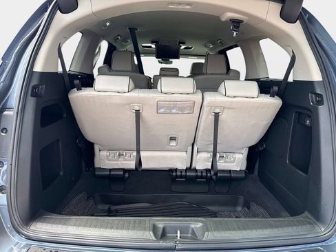 Certified 2025 Honda Odyssey Touring image 9
