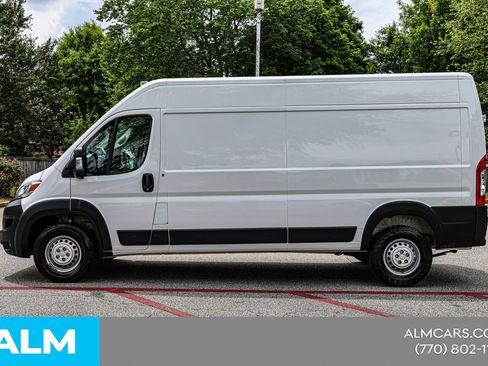 Used 2025 RAM ProMaster 2500 w/ Convenience Group FWD image 10