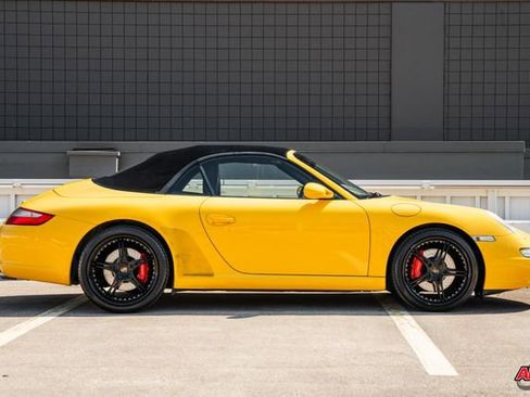 Used 2006 Porsche 911 Carrera S image 13