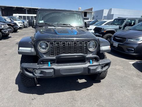 Used 2023 Jeep Wrangler Unlimited Rubicon 4xe AWD/4WD image 5