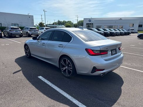 Used 2019 BMW 330i xDrive Sedan w/ Driving Assistance Package AWD/4WD image 3