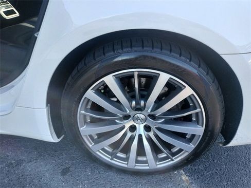 Used 2022 Maserati Quattroporte Modena image 13