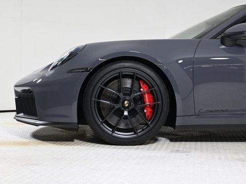 Certified 2025 Porsche 911 GTS image 32