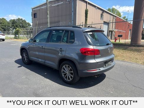 Used 2015 Volkswagen Tiguan SE FWD image 4