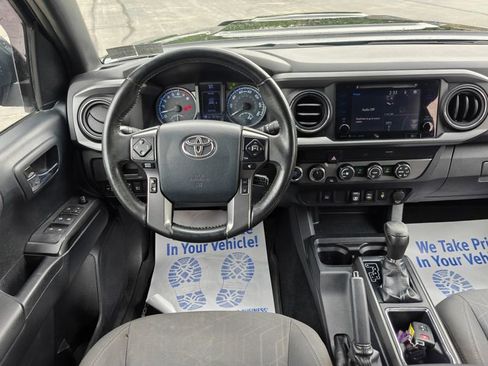Used 2019 Toyota Tacoma TRD Sport AWD/4WD image 20