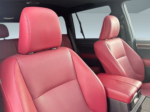 Used 2021 Lexus GX 460 Premium w/ Premium Package image 31