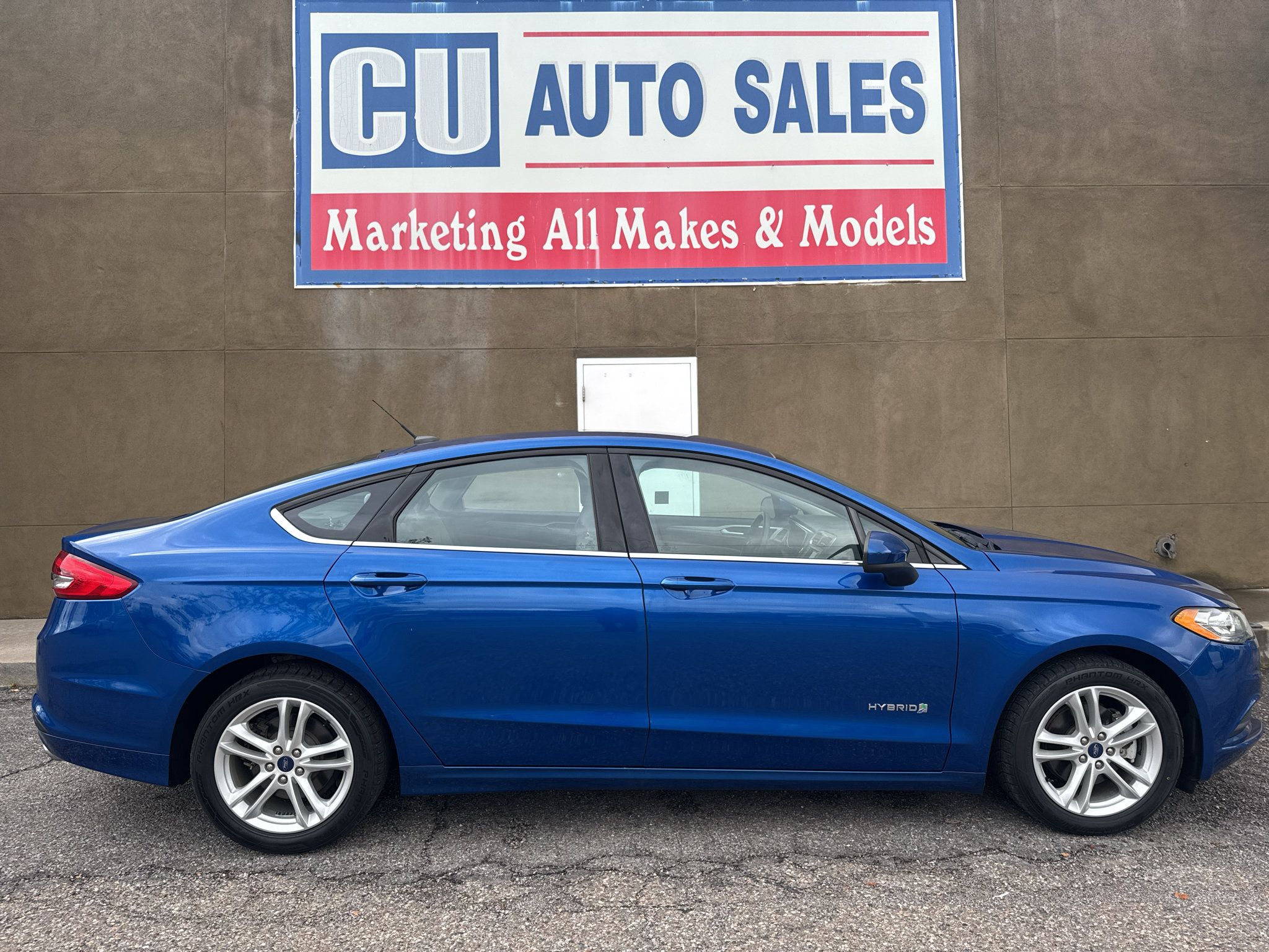 Used 2018 Ford Fusion S FWD image 4
