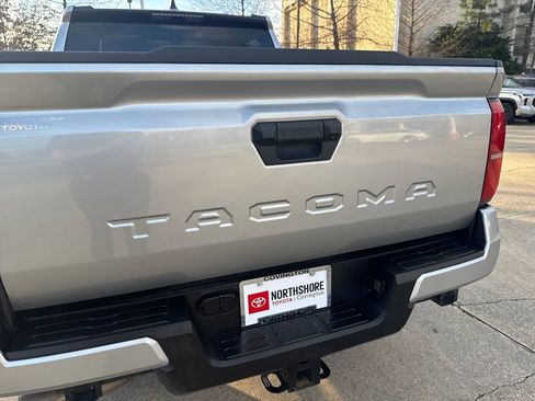 Certified 2024 Toyota Tacoma SR5 image 5