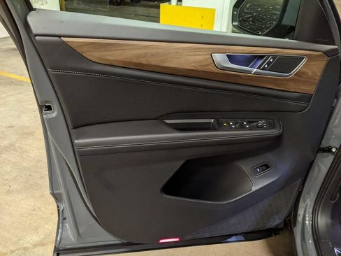 New 2026 Volkswagen Atlas SE AWD/4WD image 9