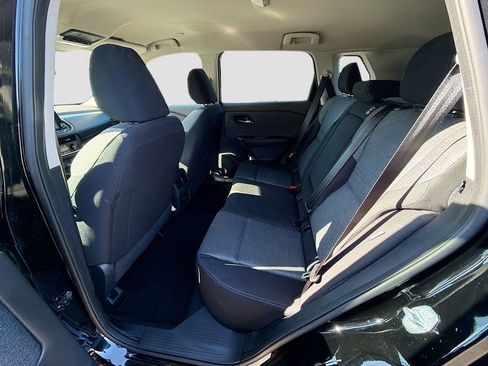 Used 2023 Nissan Rogue SV image 23