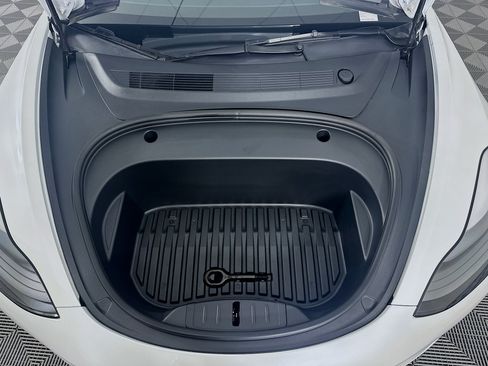 Used 2023 Tesla Model 3 Standard Range RWD image 33