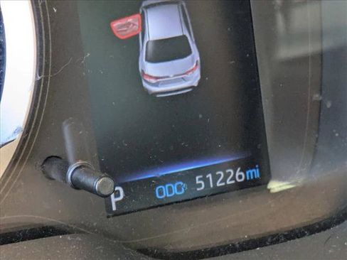 Used 2020 Toyota Corolla LE image 9