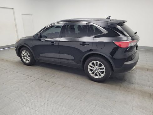 Used 2020 Ford Escape SE FWD image 3