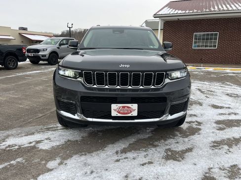 Used 2022 Jeep Grand Cherokee L Limited image 20