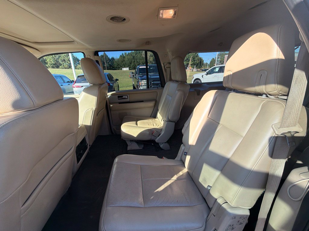 Used 2016 Ford Expedition EL Limited w/ Equipment Group 301A RWD image 11