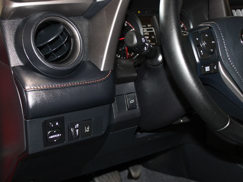 Used 2017 Toyota RAV4 SE w/ Power Extra Value Package FWD image 22