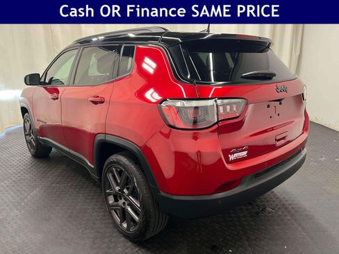 Used 2026 Jeep Compass Limited AWD/4WD image 8
