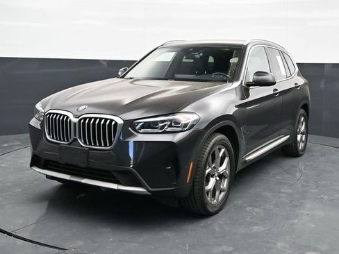 Used 2023 BMW X3 xDrive30i w/ Convenience Package w/ZPA AWD/4WD image 3