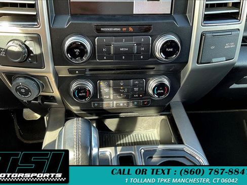 Used 2018 Ford F150 Platinum w/ Equipment Group 701A Luxury image 31