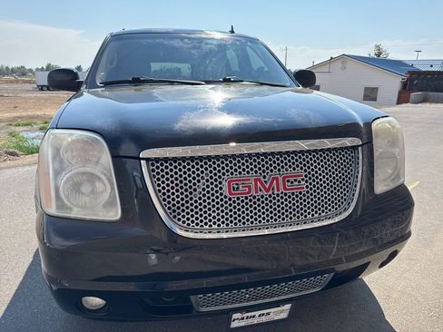 Used 2008 GMC Yukon XL Denali image 2