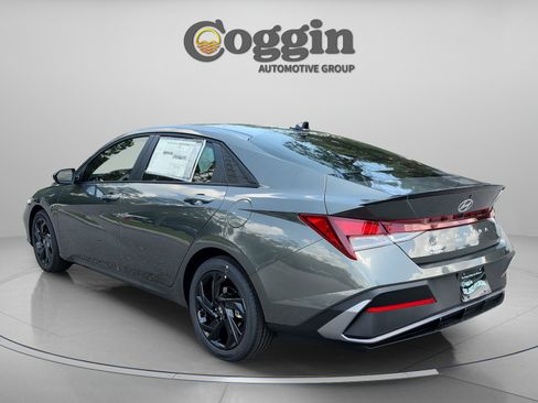 New 2026 Hyundai Elantra Sport FWD image 3