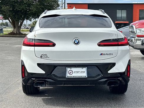 Used 2023 BMW X4 M40i w/ Premium Package image 6