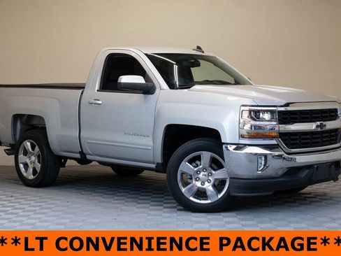 Used 2017 Chevrolet Silverado 1500 LT RWD image 2